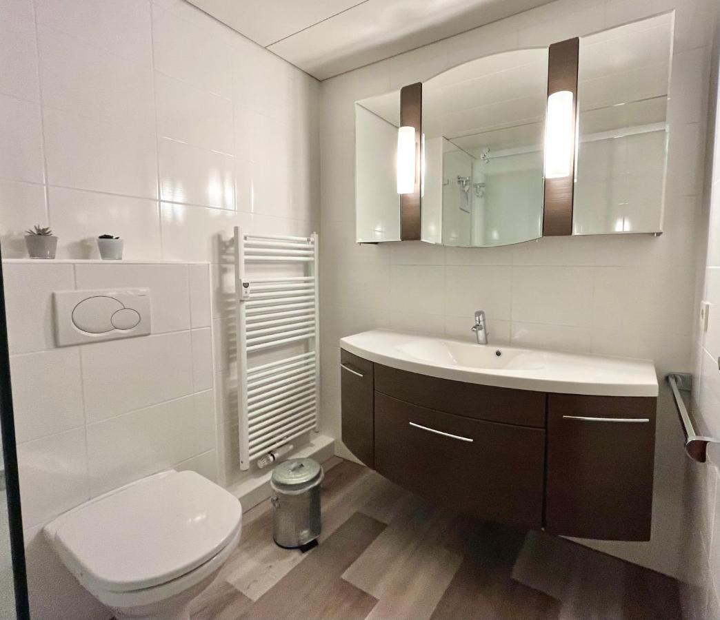 Appartementresidenz Am Kurpark - Ferienwohnungen Mit Pool & Sauna & Garage Bad Salzuflen Exterior foto
